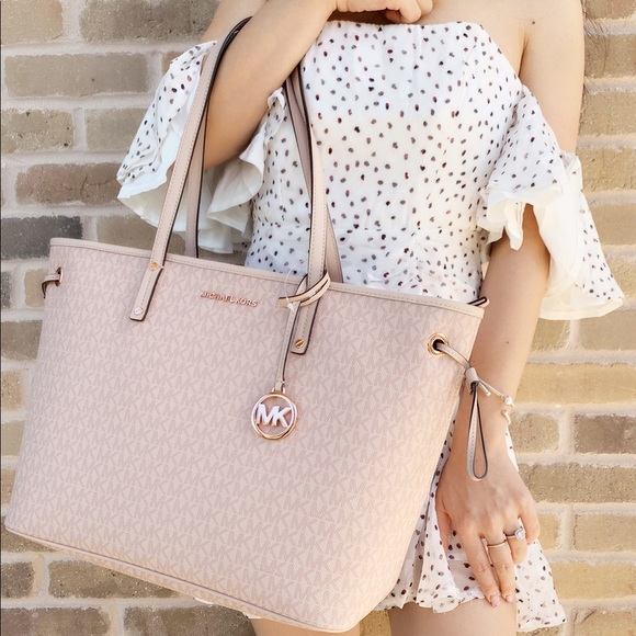 Gaby’sBags👜💕Michael Kors MK tote + wallet SET - Picture 3 of 6